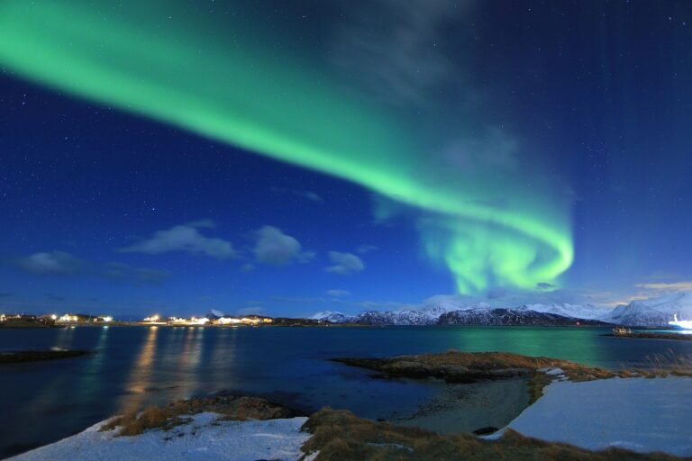 northern light, norway, arctic-2387773.jpg